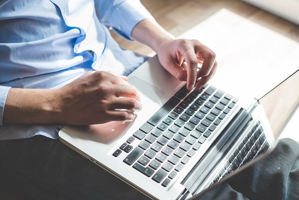 9 Signs of a Bank Phishing Email & How to Report It (2025)