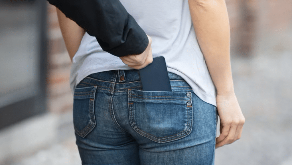 What to Do Immediately if You Lose Your Phone with Financial Apps Installed
